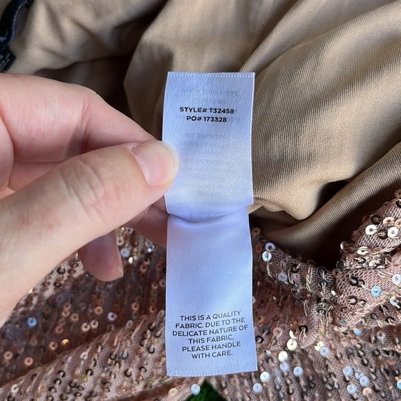 LULUS Sparkly Sweetie Rose Gold Sequin Long Sleeve Bodysuit size x small - Picture 11 of 11